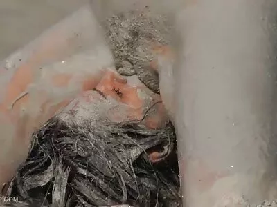 മലദ്വാരത്തിൽ ബന്ധിക്കപ്പെട്ട ഒരു കുഞ്ഞിനെ ഭോഗിച്ചു