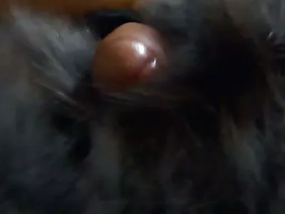 സ്വയംഭോഗം ചെയ്യുന്നത് ലിലിയൻ ചിത്രീകരിച്ചു